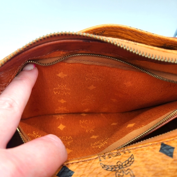 ✨️EUC MCM Cognac Monogram Visetos Boston Hand Bag ✨️ - Picture 16 of 16